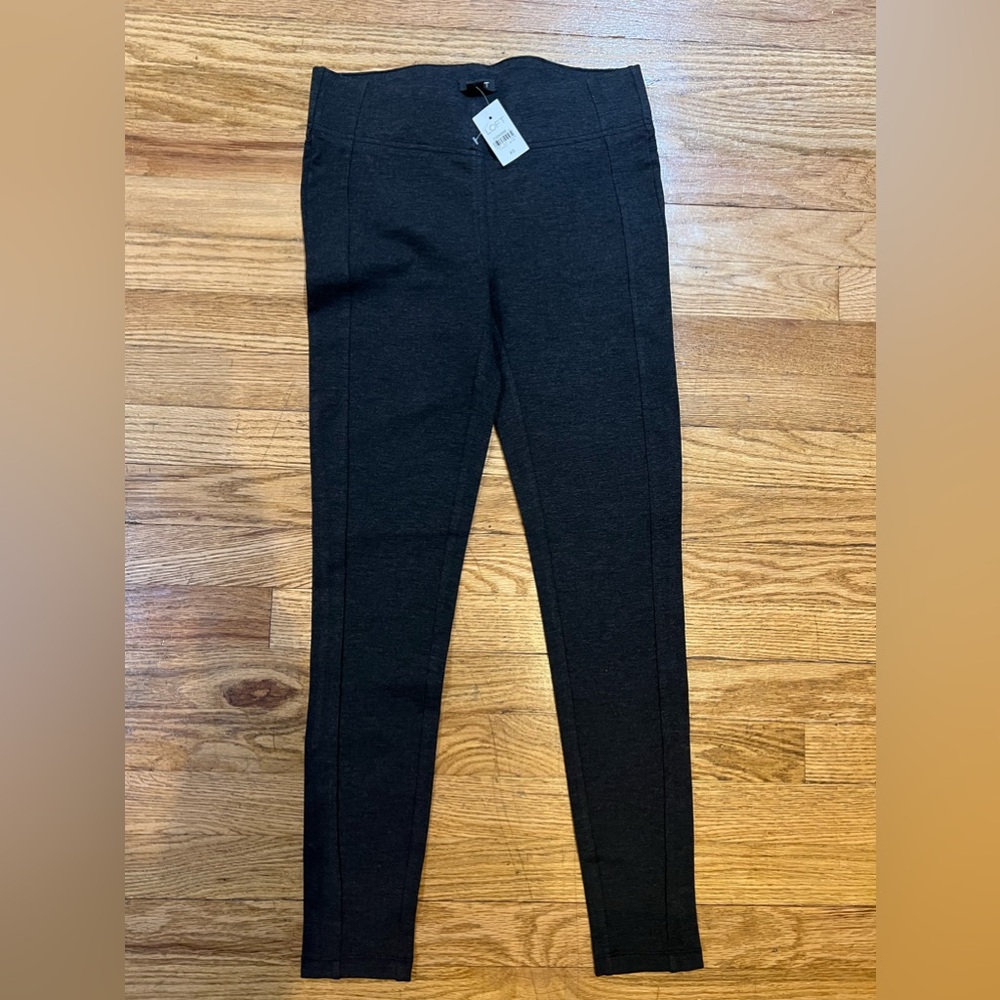 LOFT women’s pull on pants -grey